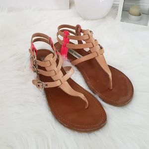 STEVE MADDEN Sandals